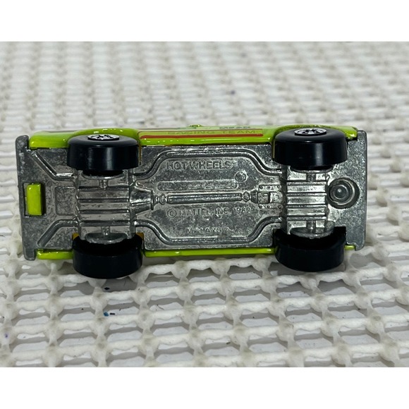 Vintage 1981 Matchbox Mean Green Racing Team Pickup Truck Toy Car - Picture 5 of 6